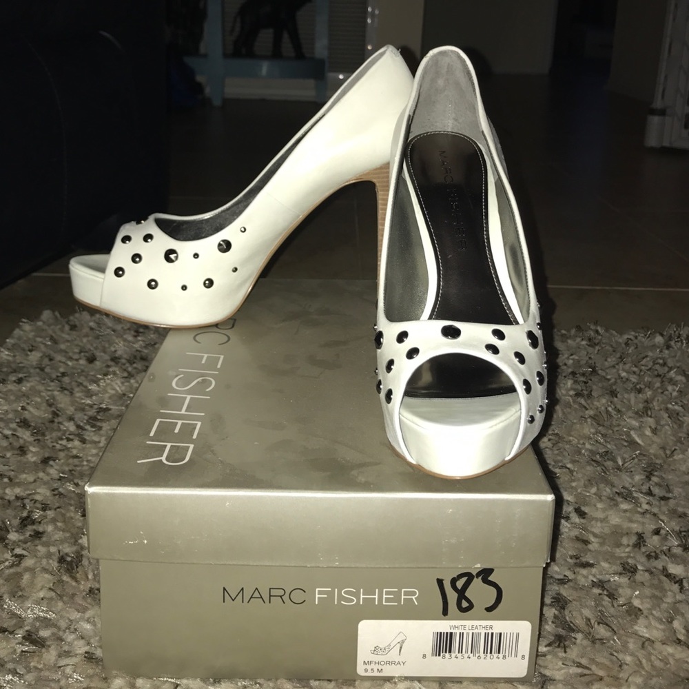 Marc Fisher STUDDED White Leather Platform Pump